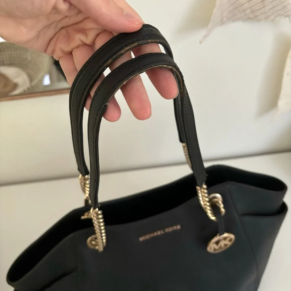 Michael Kors Jet Set Travel Large Saffiano Black Leather Chain Tote Shoulder Bag - Picture 13 of 13